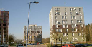 Ader, Louvroil